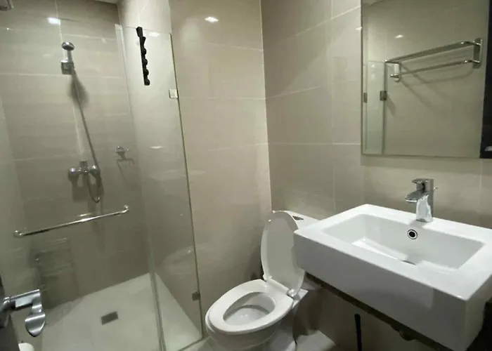 Alliyah's Condotel Near Naia Terminal 3 5* Manila